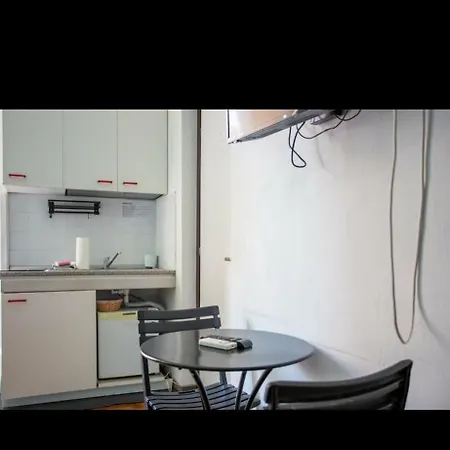 25 Apartman *
